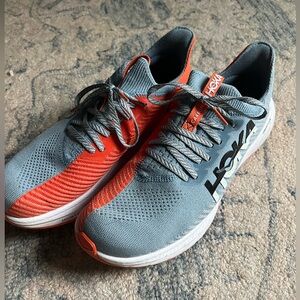 Men’s Carbon Hokas